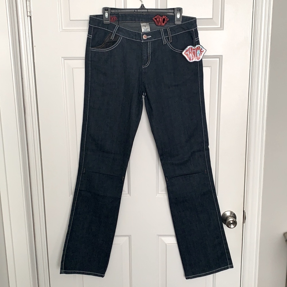 Chick by Nicky Hilton Boot-cut Blue Jeans. Size 32.